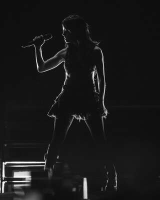054.jpg